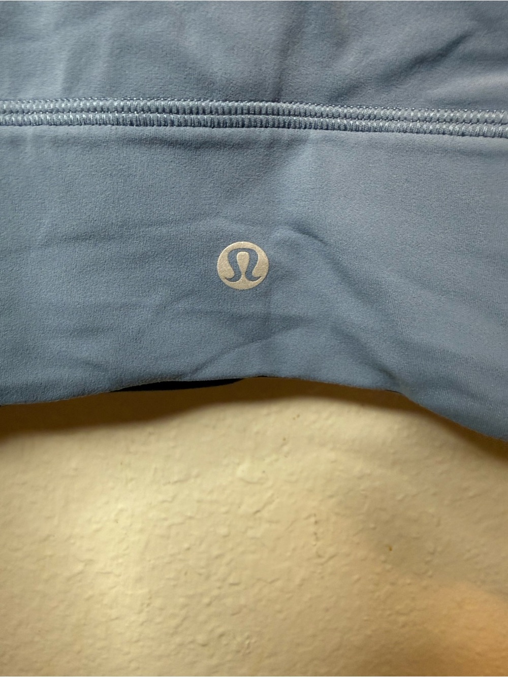 Lululemon Blue Align V-Neck Light Support No Padding Size Large Sporty Pilates - Picture 4 of 5